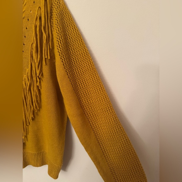 Umgee Mustard Fringe Knit Sweater Women’s Small Boho Western Pullover Top - Picture 4 of 6